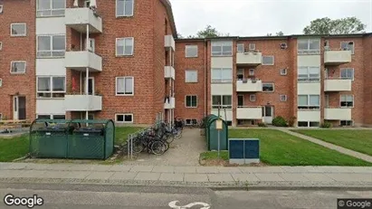 Andelsboliger til salg i Odder - Foto fra Google Street View Andelsboliger til salg i Odder - Foto fra Google Street View
