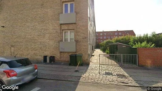 Andelsboliger til salg i Charlottenlund - Foto fra Google Street View